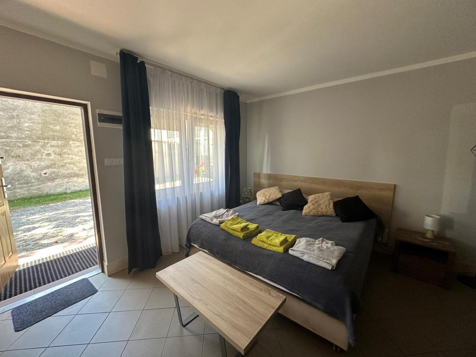 Apartamenty Typu Studio 50 Metrow Od Morza ウストロニエ・モルスキエ エクステリア 写真